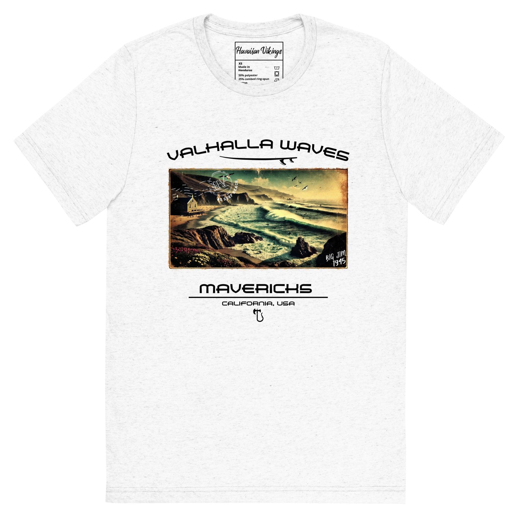 Mavericks Vintage Postcard T-Shirt - Hawaiian Vikings