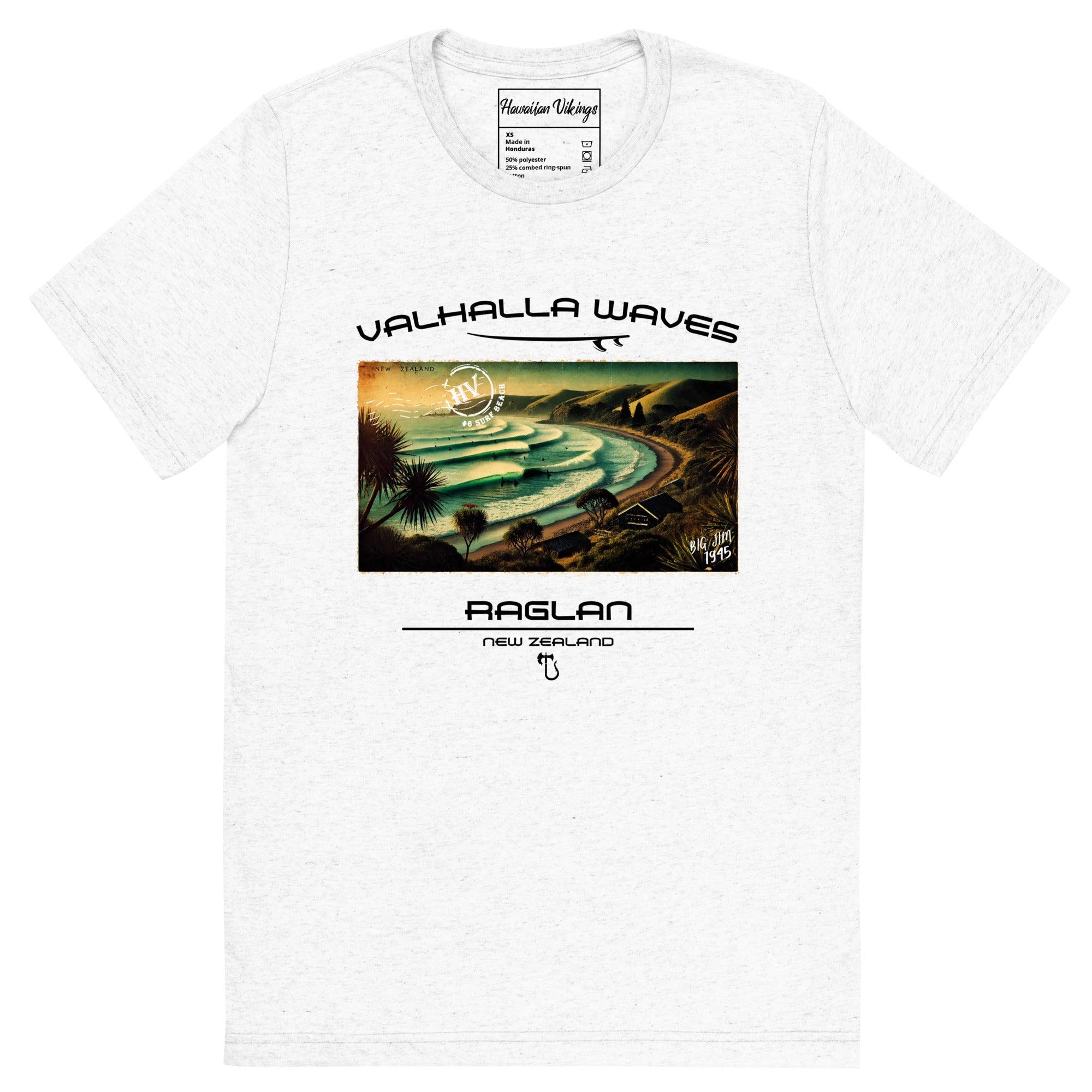 Raglan Beach Vintage Postcard T-Shirt - Hawaiian Vikings